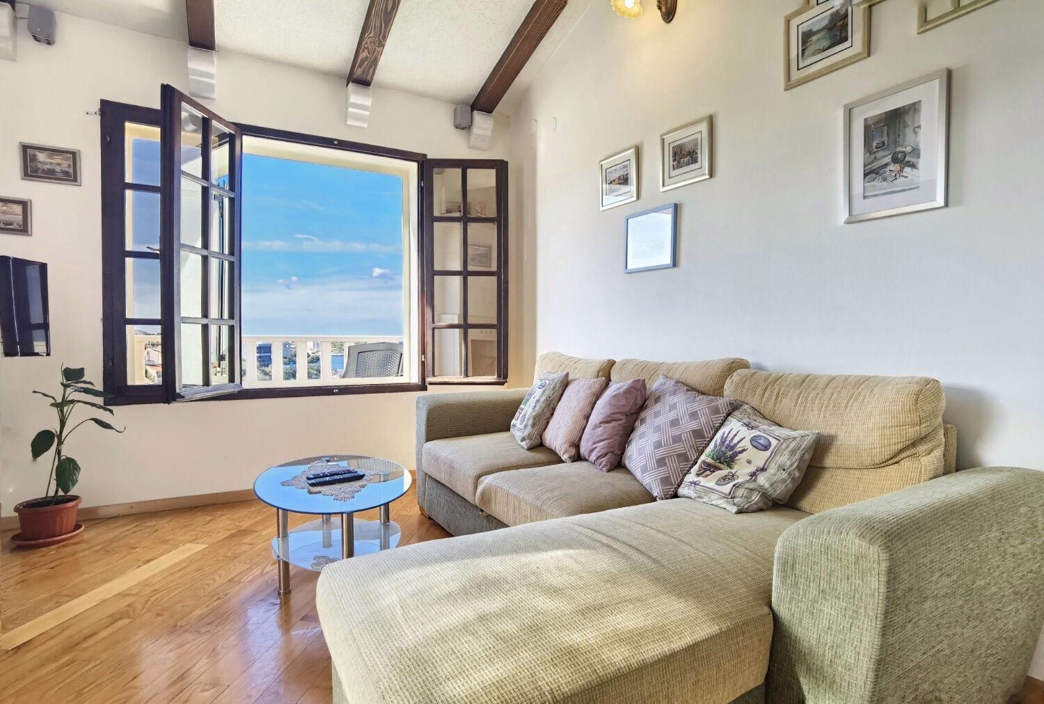 Branka - 30 M From Apartment *