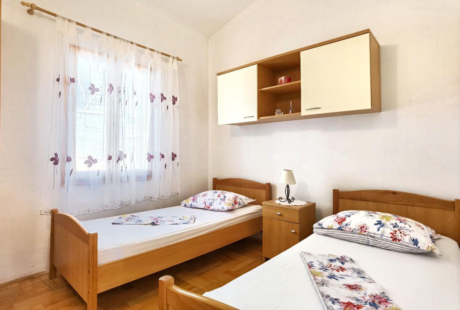 Branka - 30 M From Apartment Sevid